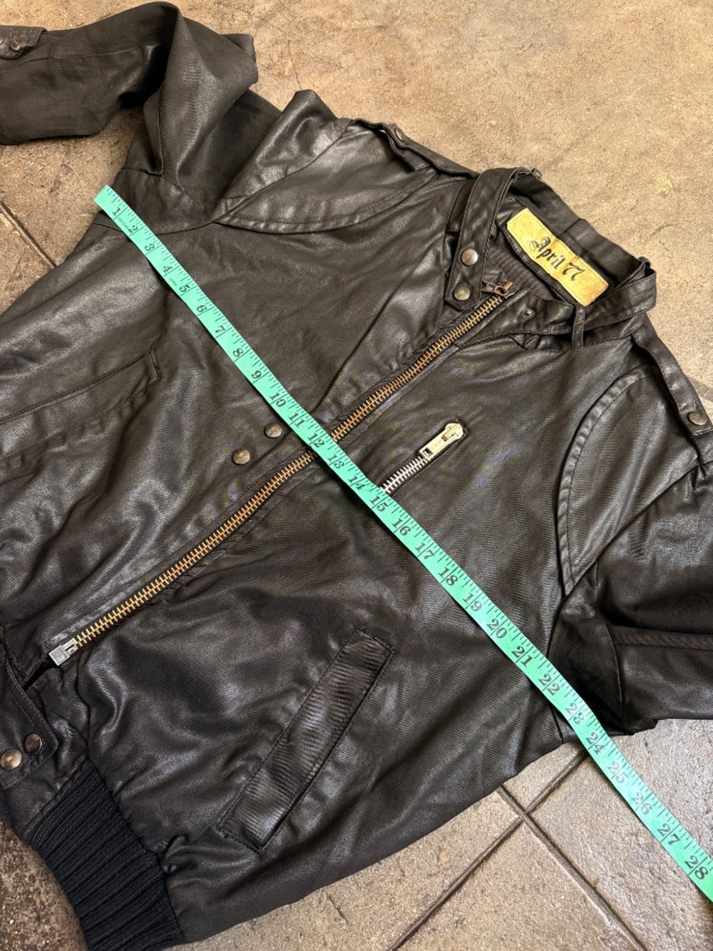 April 77 Jacket - Picture 3 of 9